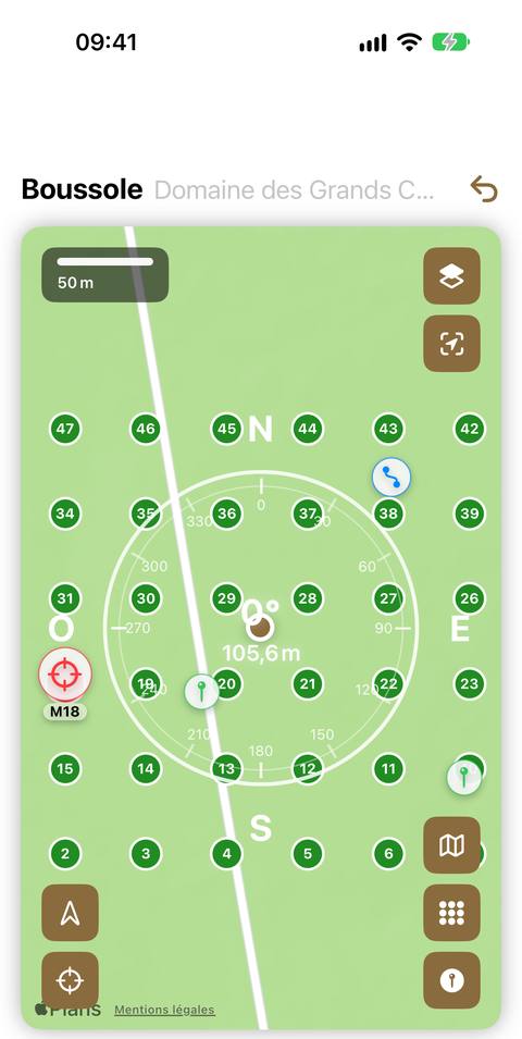 Le point choisi devient la cible : en rouge sur la carte, avec son code, et la distance qui reste à parcourir.